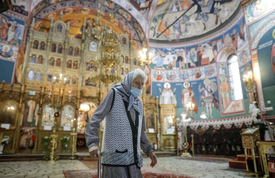 BOR face apel la libertatea religioasă şi refuză impunerea certificatului verde: "Biserica e un spațiu care oferă produse sau servicii vitale"