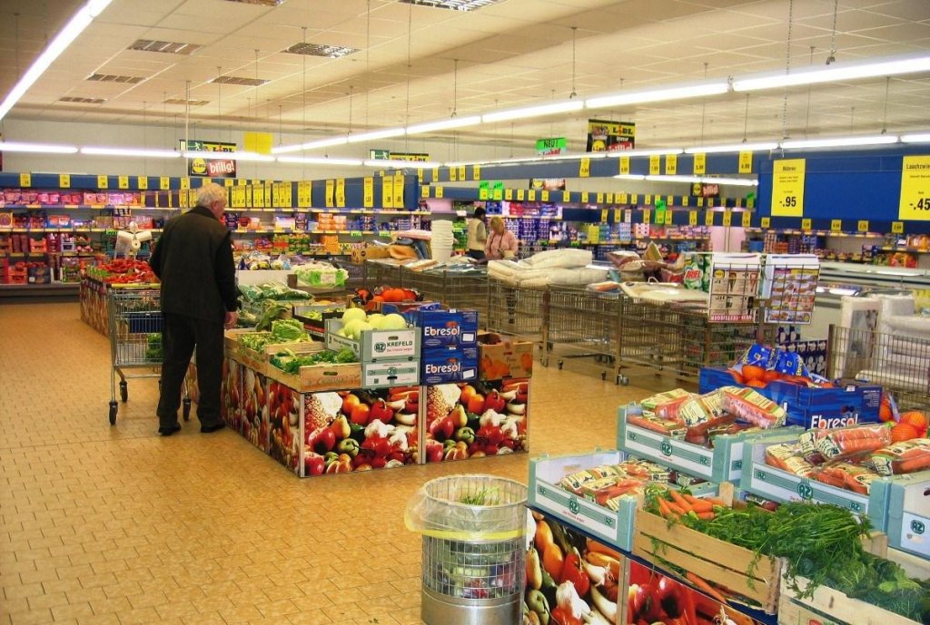 Lidl, amedată cu peste 350.000 de lei. Ce nereguli a descoperit Protecția Consumatorilor