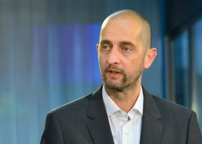 Dragoş Damian, Terapia Cluj: "Băieții deștepți, care fac afaceri de miliarde fără să plătească un leu în România, scapă de la solidaritate"