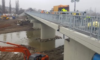 Luni se redeschide circulația pe podul peste Arieș din Turda / Autoritățile se laudă că au terminat înainte de termen