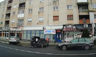 Un clujean și-a aruncat câinele din BMW părăsind-ul în stradă. L-a scos din sac și a plecat fără remușcări