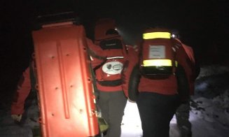 Salvamontiştii au găsit o persoană decedată într-o casă din pădure. Victima fusese atacată de urs
