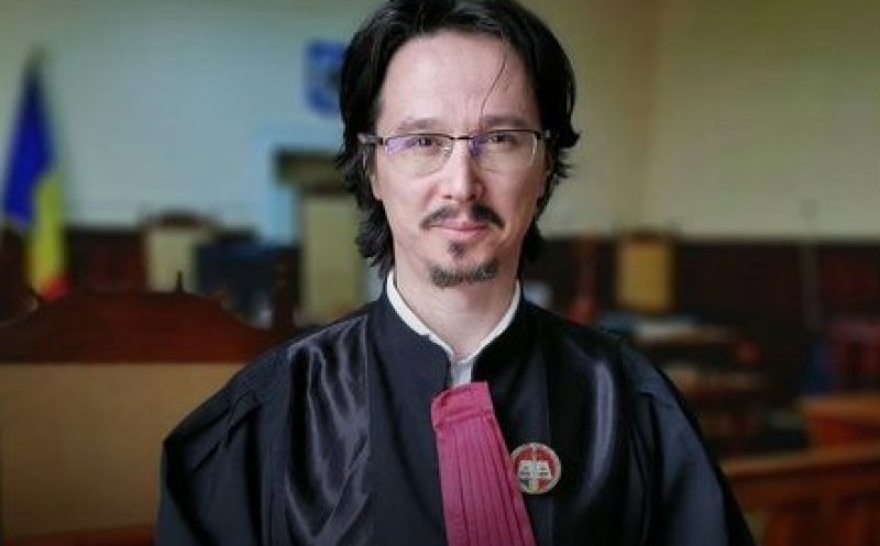 Judecătorul clujean Cristi Danileţ, exclus din magistratură. Motivul? Filmuleţe din viaţa privată publicate pe TikTok
