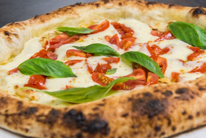 Poftă de răsfăț? Îți spunem unde poți mânca cea mai delicioasă pizza din Cluj