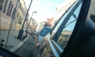 Venirea sărbătorilor formează cozi kilometrice în Cluj-Napoca. Trafic infernal în centrul orașului