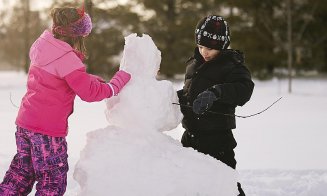 Vacanţa de iarnă s-ar putea PRELUNGI până pe 9 ianuarie