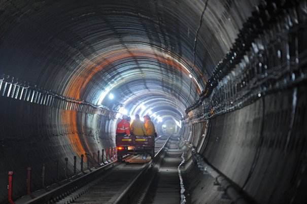 De ce metroul o ia la Cluj înaintea centurii metropolitane? Boc dă vina pe Drulă