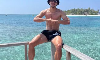 Ce bine se simt în Maldive Marco Dulca şi iubita lui cu 11 ani mai mare, Miki Buzărnescu