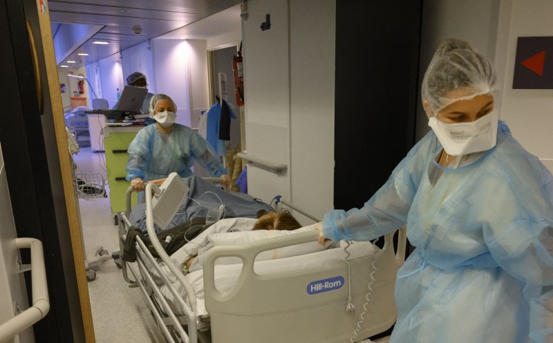 Coronavirus România 27 decembrie: Aproape 600 de cazuri noi și 24 de morți, din care 20 erau NEVACCINAȚI