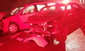 Accident grav pe drumul Sfântul Ioan. Cinci persoane au ajuns la spital