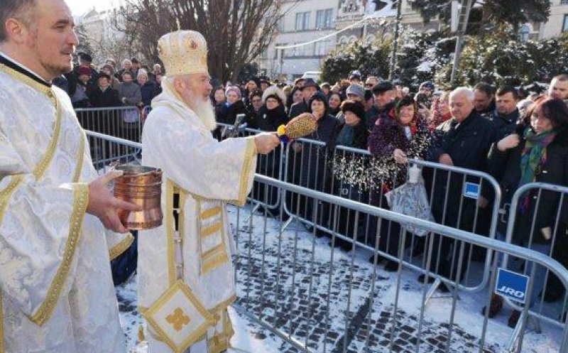 Boboteaza, ziua în care sunt sfințite apele. Tradiții și obiceiuri la români