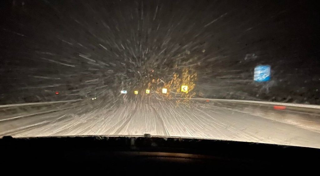 A nins la Cluj și au început problemele pe șosele...