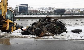 „Deșeuri istorice” găsite în apa Someșului Mic. Cum putem scăpa de mizerie