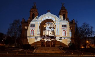Eminescu a făcut spectacol la Cluj-Napoca, pe clădirea Teatrului Național „Lucian Blaga”