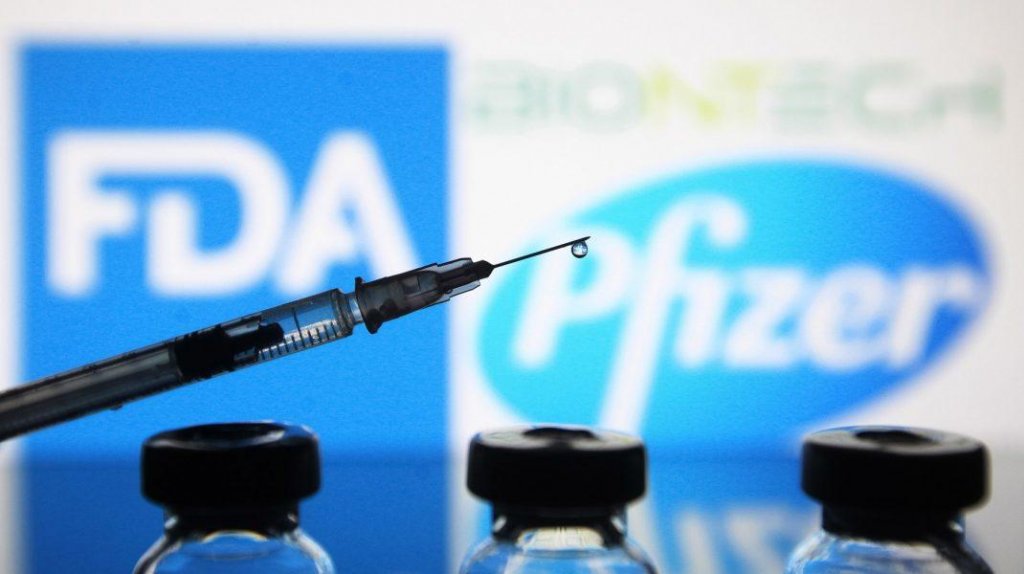 Un vaccin anual ar fi de preferat dozelor booster frecvente, susține directorul Pfizer