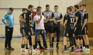 Handbaliștii CS “U” Cluj au fost învinși de CSM București, deși au condus la pauză