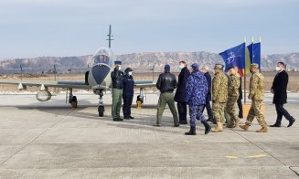 Ce a făcut președintele Iohannis la Baza Aeriană din Câmpia Turzii: „Sunt mulțumit de ce am găsit aici”