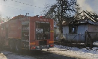 INCENDIU în Cluj: După o oră de căutări, pompierii au găsit un trupul neînsufleţit al unui bărbat de 80 de ani