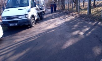 Accesul pietonal în parcul Rozelor, împotmolit în noroi