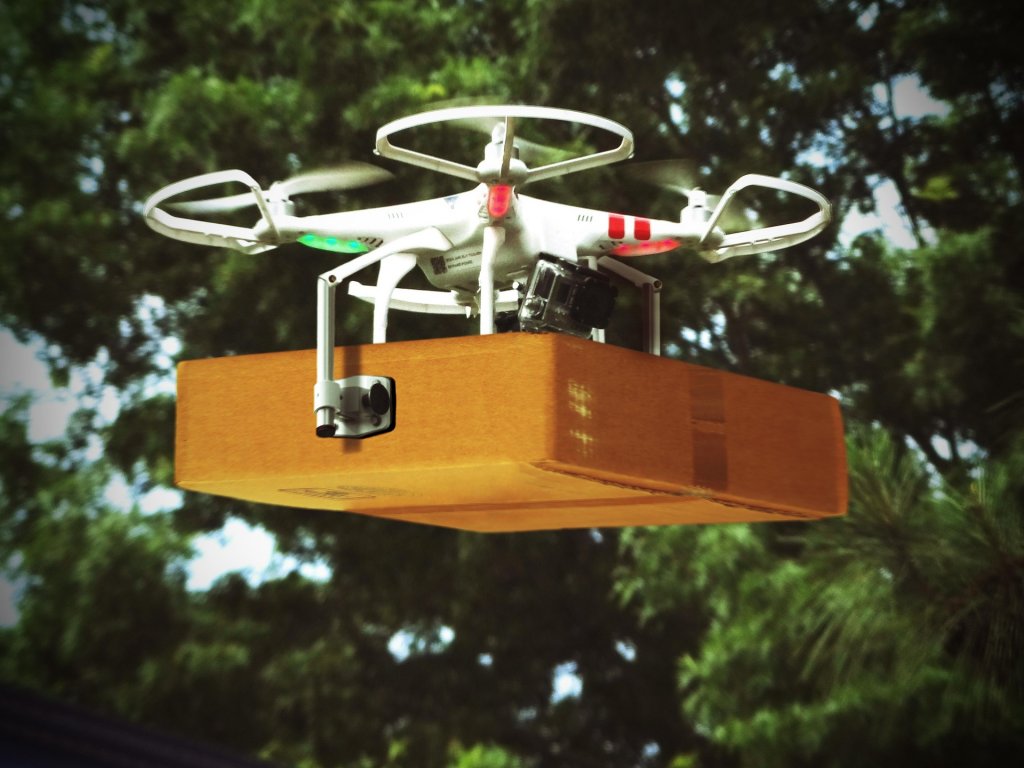 Drone de marfă între București și Cluj? „Am putea transporta în 3 ore, cu un cost bun și un timp de livrare foarte bun"
