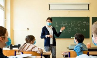 Tot mai puține clase suspendate în școlile din Cluj. Câţi elevi şi profesori sunt infectați