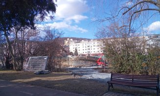 IMAGINI NOI de pe șantierul de modernizare a malurilor Someșului. PODUL Parcul Rozelor – Grigorescu prinde contur. Pista de biciclete, DESFIINŢATĂ. Ac