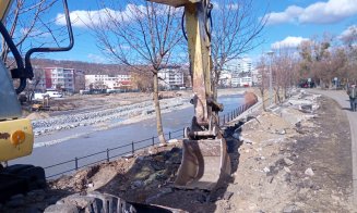 IMAGINI NOI de pe șantierul de modernizare a malurilor Someșului. PODUL Parcul Rozelor – Grigorescu prinde contur. Pista de biciclete, DESFIINŢATĂ. Ac