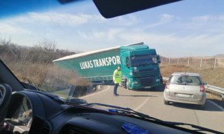 Centura Grigorescu-Florești, blocată de un TIR
