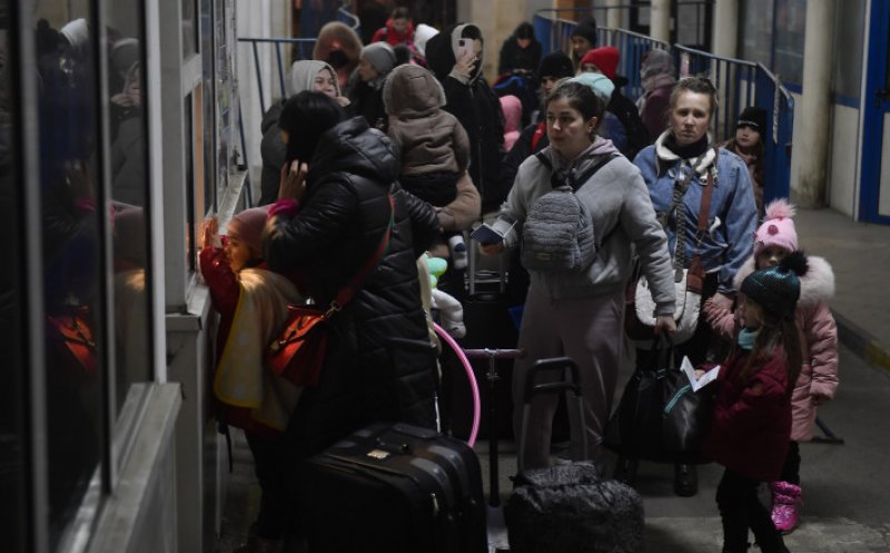 Zeci de mii de ucraineni au intrat în România în ultimele 24 de ore / Câți ne-au părăsit deja țara