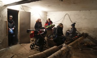 Populaţia din oraşele ucrainiene bombardate de ruşi rămâne FĂRĂ APĂ, CĂLDURĂ și CURENT. Nu îşi pot aduna morţii de pe străzi să îi îngroape