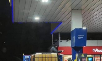 Unde s-a vândut miercuri seara benzina cu 13 lei litrul