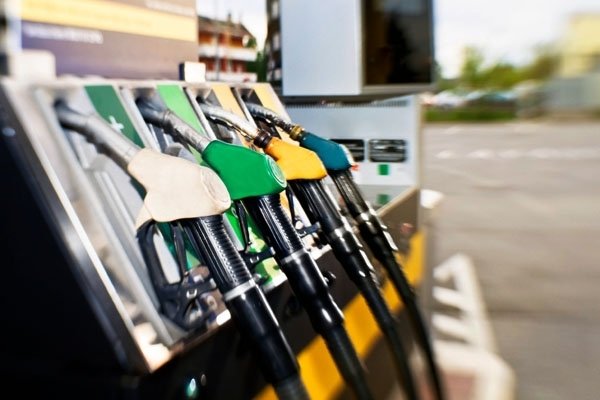 Benzinarii, luați la control și de ITM. Amenzi de aproape 400.000 de lei