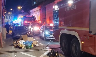 INCENDIU în Cluj-Napoca. Un bărbat s-a luptat cu flăcările până la sosirea pompierilor