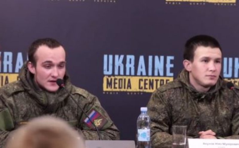 Soldat rus capturat: "Mamă, sunt în viață, mă puteau omorî, dar mă protejează. Acum m-ar putea ucide doar bombardamentele rusești"