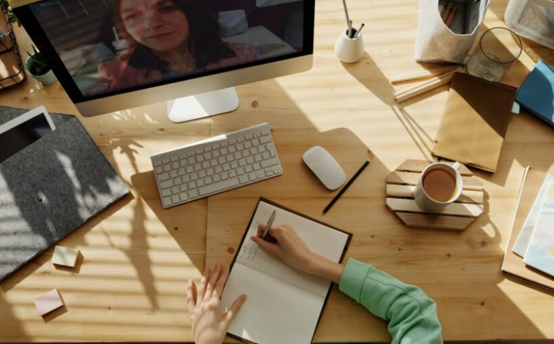Universitățile vor putea preda și ONLINE, din toamnă