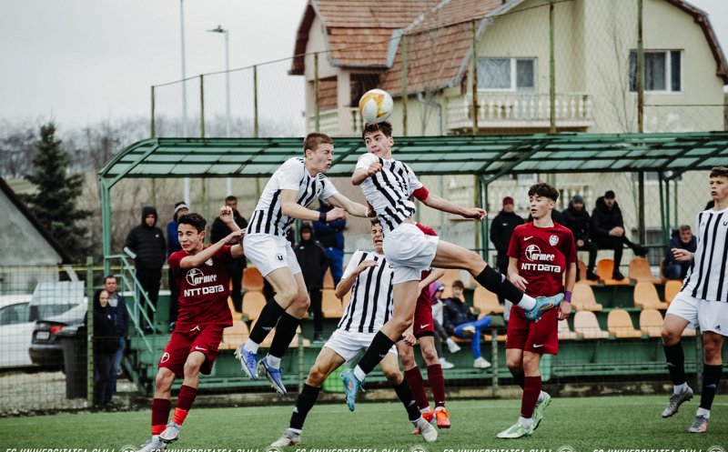 Juniorii U16 ai Universității Cluj au câștigat derby-ul cu CFR și s-au calificat în semifinalele Ligii Elitelor