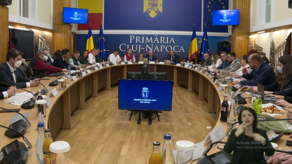 Consilierii locali s-au intors fizic la Primaria Cluj-Napoca dupa 2 ani si 2 saptamani. Boc: ''Este un moment istoric''