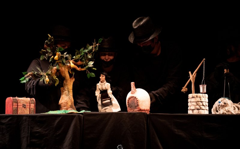 Refugiații ucraineni din Cluj vor avea acces gratuit la Teatrul de Păpuși „Puck”