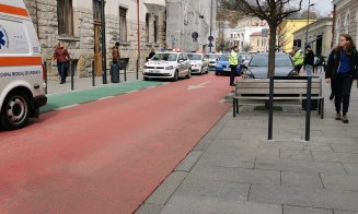 Accident în centrul Clujului. Un pieton a fost lovit de un biciclist