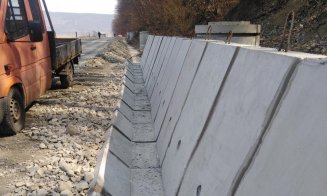 Se lucrează din nou la un drum județean cu probleme. S-a intrat în etapa finală