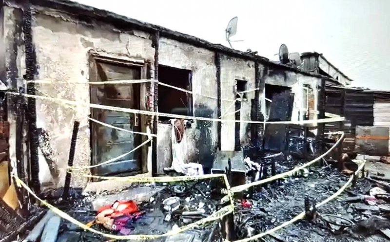 Moartea a 6 oameni într-un incendiu în Turda, motiv de război politic. USR: "Indiferenţa, incompetenţa şi sărăcia ucid". Primarul Matei: "Au primit locuință, dar au subînchiriat-o"