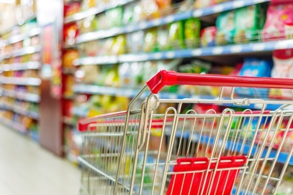 Voucherele de 50 de euro vor putea fi folosite doar pentru 6 alimente de bază