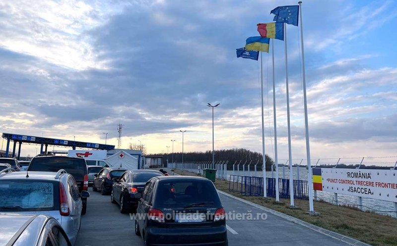 Zeci de mii de persoane au intrat duminică în România. Numărul refugiaților ucraineni la graniță, în scădere