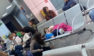 Cum s-au simțit turiștii blocați în terminalul plecări al Aeroportului Cluj: ”E horror copiii plâng, nimeni nu îi ajută nici măcar cu o apă caldă pent