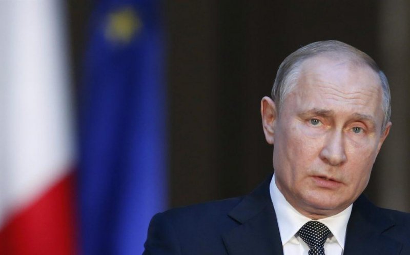 Cum a reacționat Vladimir Putin la victoria obținută de Emmanuel Macron