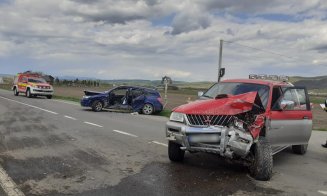 Accident GRAV în Bunești. Doi răniți/ O persoană a rămas încarcerată