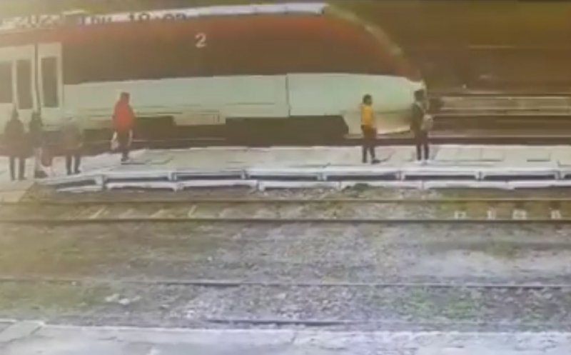 Unde a fost găsită adolescenta de 15 ani, dată dispărută/ Polițiștii au deschis un dosar penal pentru act sexual cu minor