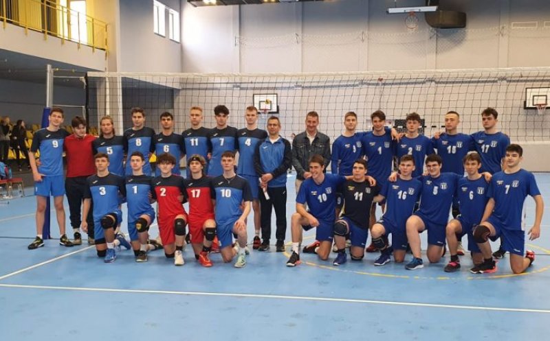 S-a dat startul turneului final de volei cadeți. Clujul are două echipe calificate/ Programul meciurilor