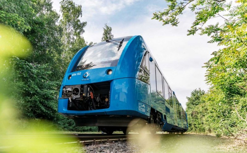 Proiectul pilot pentru trenuri nepoluante, avizat de Ministerul Transporturilor: 973 milioane de euro