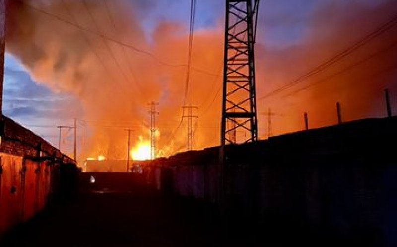 Rușii au atacat cu rachete puncte electrice și feroviare din Liov, în apropiere de granița cu Polonia
